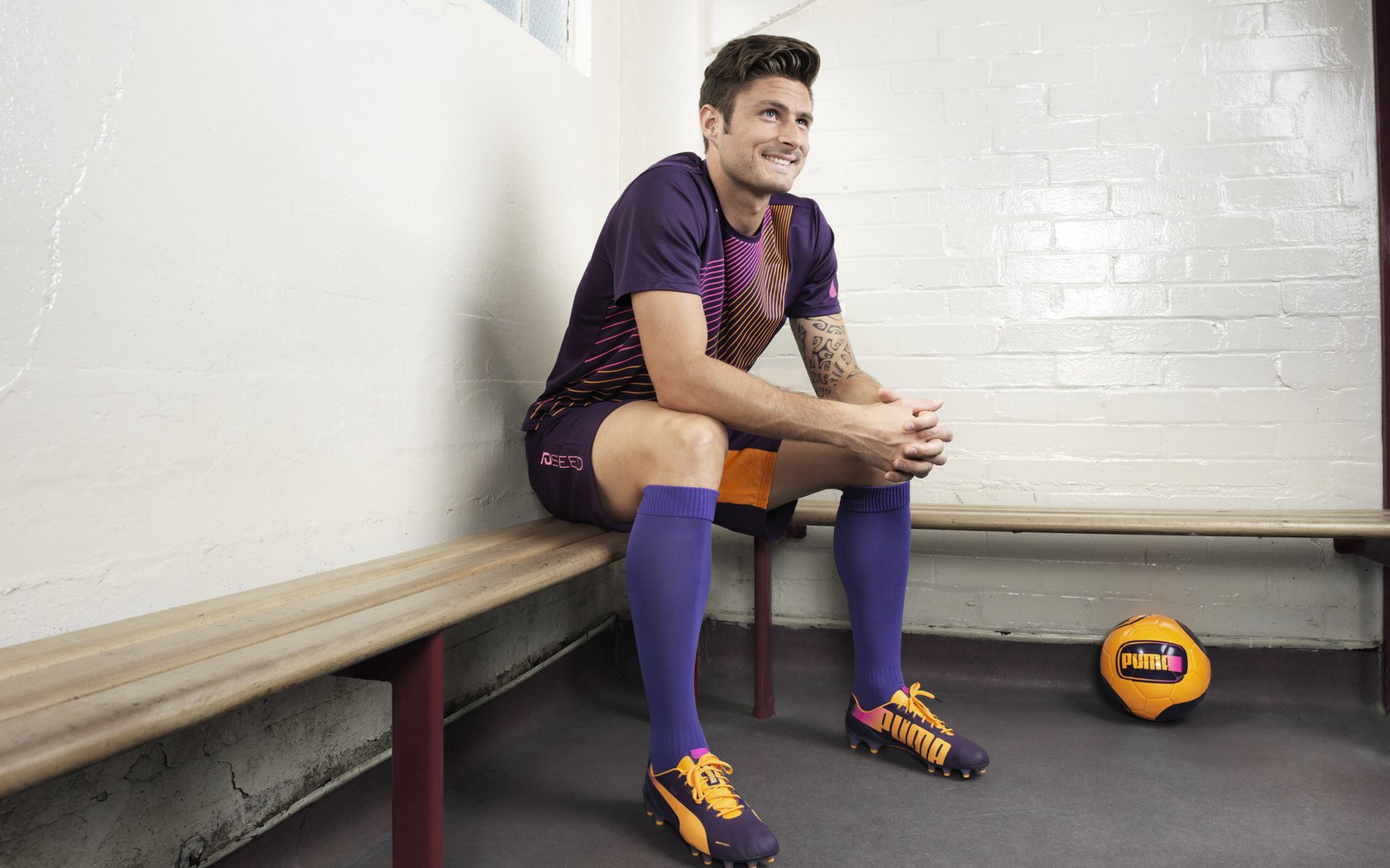 弗兰：全黑队进攻的“杀手锏”，突破后总能精准找准空档