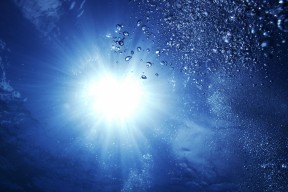 爱游戏体育-《赛事背后的故事：队伍磨合与选手成长》，队员磨合